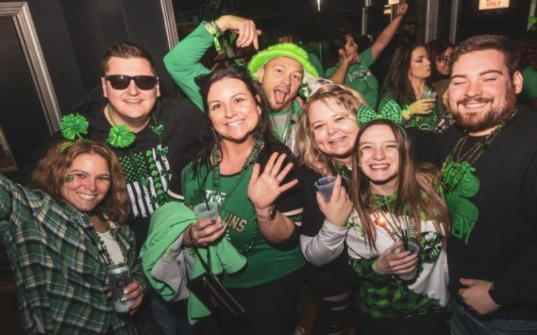 A Guide to the Best St. Patrick’s Day Bar Crawls in Pittsburgh